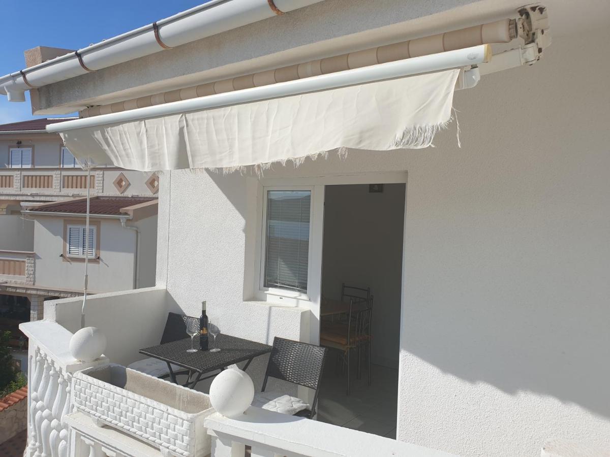 Apartments Niko Metajna, Island Pag Exterior foto