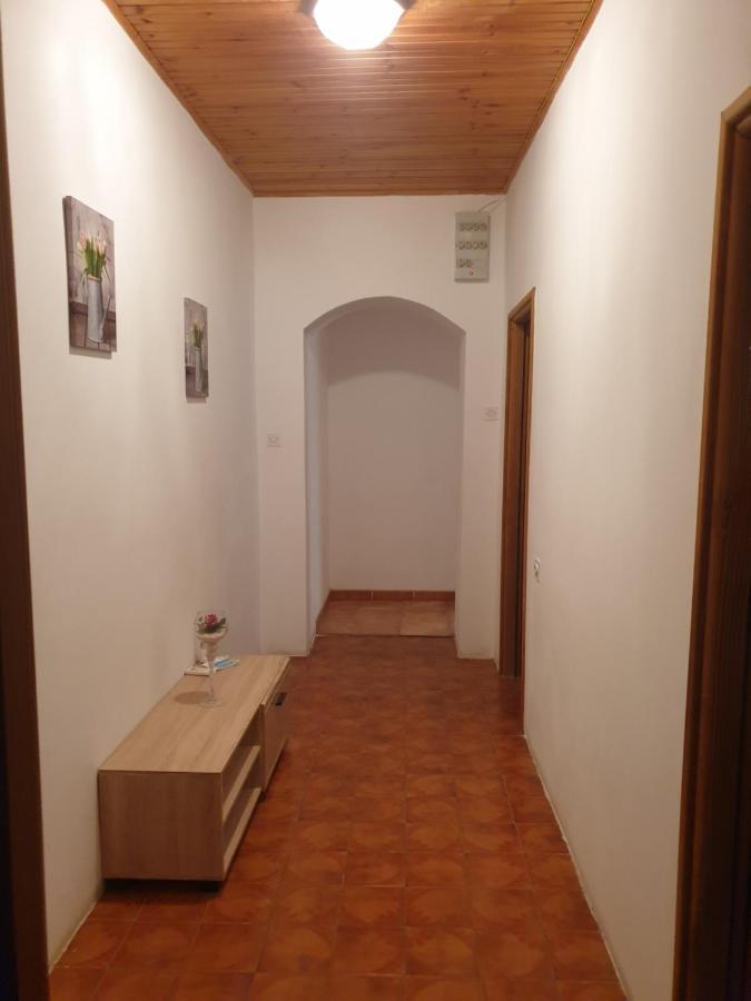 Apartments Niko Metajna, Island Pag Exterior foto