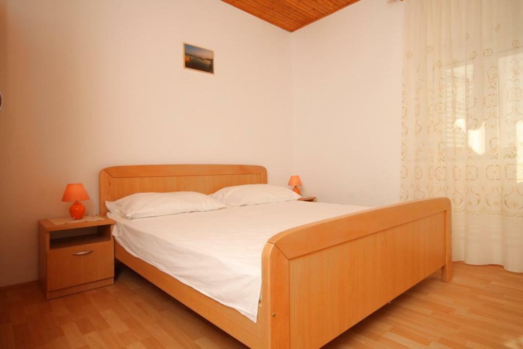 Apartments Niko Metajna, Island Pag Exterior foto