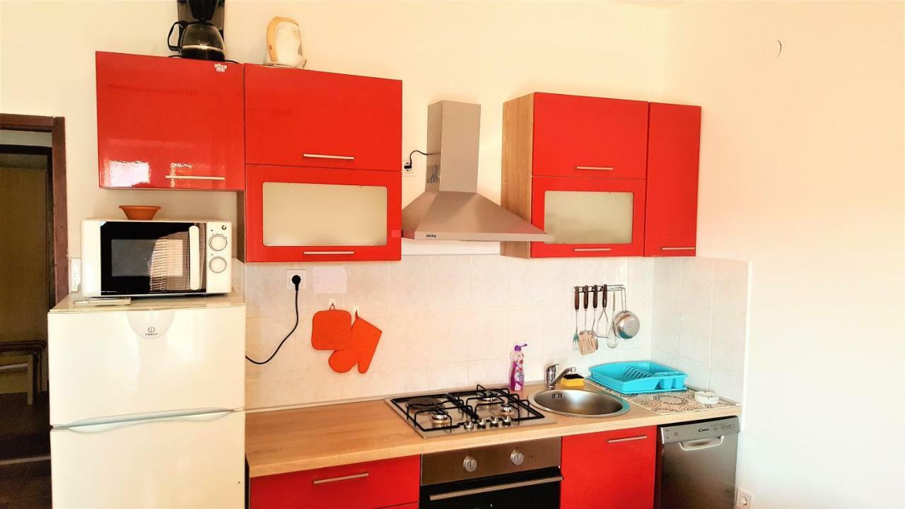 Apartments Niko Metajna, Island Pag Exterior foto